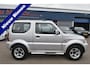 Suzuki Jimny 1.3 Exclusive 4WD , TREKHAAK , AIRCO , LMV15 , RCD SPELER , ZIJ BARS ,FRONT GARD ,