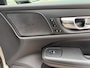 Volvo V60 2.0 B3 Inscription / Stoelverwarming / Elektr. Verstelb. Voorstoelen / Panoramadak /