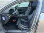 Volvo V60 B3 Automaat Inscription / Stoelverwarming / Elektr. Verstelb. Voorstoelen / Panoramadak /