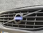 Volvo XC60 2.0 T5 FWD R-Design | Panorama dak | Standkachel | Bi-xenon koplampen | 20" velgen | Navigatie | Elektrische stoelverstelling | Stoelverwarming | Lederen sportstoelen | Voorruitverwarming | Volvo On Call |