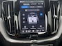 Volvo XC60 2.0 T8 455 pk Plug-in hybrid AWD Ultimate Dark Luchtvering Bowers Wilkins Audio Trekhaak 21 Inch Velgen 360 Camera Head-Up Display Plug in Hybride Ram Vol Opties Thunder Grey Metallic !