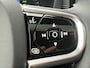 Volvo XC60 2.0 T8 455 pk Plug-in hybrid AWD Ultimate Dark Luchtvering Bowers Wilkins Audio Trekhaak 21 Inch Velgen 360 Camera Head-Up Display Plug in Hybride Ram Vol Opties Thunder Grey Metallic !
