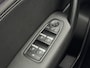 Renault Captur 1.3 TCe 140 Intens | Trekhaak | 1500KG Trekgewicht! | Winter Pack | Adapt. Cruise | Full LED | Dodehoek Detectie | Dealeronderhouden |