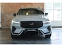 Volvo XC60 2.0 T6 Plug-in hybrid AWD Ultra Black Edition | Luchtvering | Harman Kardon Premium Audio | 360° Parkeercamera | Parkeersensoren voor + achter | Head-up Display | Google Infotainment | Stoelverwarming | Stuurwielverwarming