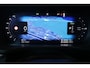 Volvo XC60 2.0 T6 Plug-in hybrid AWD Ultra Black Edition | Luchtvering | Harman Kardon Premium Audio | 360° Parkeercamera | Parkeersensoren voor + achter | Head-up Display | Google Infotainment | Stoelverwarming | Stuurwielverwarming