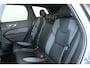 Volvo XC60 2.0 T6 Plug-in hybrid AWD Ultra Black Edition | Luchtvering | Harman Kardon Premium Audio | 360° Parkeercamera | Parkeersensoren voor + achter | Head-up Display | Google Infotainment | Stoelverwarming | Stuurwielverwarming