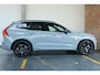 Volvo XC60 2.0 T6 Plug-in hybrid AWD Ultra Black Edition | Luchtvering | Harman Kardon Premium Audio | 360° Parkeercamera | Parkeersensoren voor + achter | Head-up Display | Google Infotainment | Stoelverwarming | Stuurwielverwarming
