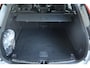 Volvo XC60 2.0 T6 Plug-in hybrid AWD Ultra Black Edition | Luchtvering | Harman Kardon Premium Audio | 360° Parkeercamera | Parkeersensoren voor + achter | Head-up Display | Google Infotainment | Stoelverwarming | Stuurwielverwarming