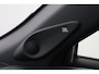Toyota Corolla Cross Hybrid 200 Executive | Leder | Apple Carplay / Android Auto | Stoel-/stuurverwarming | Dodehoek detectie | 360 camera | JBL