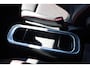 Volkswagen ID. Buzz GTX 4MOTION 86 kWh LWB 7p. 340PK / 250kW, 7 zitplaatsen, Harman Kardon geluidssysteem, 21" LMV, head-up display, wegklapbare trekhaak, elektrisch verstelbare voorstoelen met geheugen- en massagefunctie, elektrische schuiframen in schuifdeuren, keyless advanced, elektrische schuifdeuren links en rechts gecombineerd met elektrische achterklep, adaptieve cruise control (ACC) met Travel Assist, discover pro navigatie, verwarmbare voorstoelen, verwarmbaar multifunctioneel lederen stuurwiel, LED Matrix (IQ.Lights), alarm klasse II, rondomzichtcamera (Area View), 3-zone climatronic, Apple Carplay & Android Auto, dodehoekdetectie (Side Assist), dynamisch grootlichtassistent (Dynamic Light Assist), keyless go & entry etc.