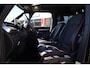 Volkswagen ID. Buzz GTX 4MOTION 86 kWh LWB 7p. 340PK / 250kW, 7 zitplaatsen, Harman Kardon geluidssysteem, 21" LMV, head-up display, wegklapbare trekhaak, elektrisch verstelbare voorstoelen met geheugen- en massagefunctie, elektrische schuiframen in schuifdeuren, keyless advanced, elektrische schuifdeuren links en rechts gecombineerd met elektrische achterklep, adaptieve cruise control (ACC) met Travel Assist, discover pro navigatie, verwarmbare voorstoelen, verwarmbaar multifunctioneel lederen stuurwiel, LED Matrix (IQ.Lights), alarm klasse II, rondomzichtcamera (Area View), 3-zone climatronic, Apple Carplay & Android Auto, dodehoekdetectie (Side Assist), dynamisch grootlichtassistent (Dynamic Light Assist), keyless go & entry etc.
