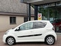 Toyota Aygo 1.0 VVT-i Dynamic Blue 5Drs 85d-KM! Airco LM-Velgen NL-Auto NAP Dealeronderhouden!