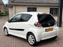 Toyota Aygo 1.0 VVT-i Dynamic Blue 5Drs 85d-KM! Airco LM-Velgen NL-Auto NAP Dealeronderhouden!