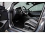 Volkswagen Golf 1.5 eTSI R-Line | IQ Light | Panoramadak | Camera