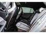 Volkswagen Golf 1.5 eTSI R-Line | IQ Light | Panoramadak | Camera