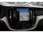Volvo XC60 2.0 T8 Twin Engine AWD Inscription / Trekhaak / Panoramadak / 360Camera / Head-up / Bowers & Wilkens / 20'' / CarPlay / Navigatie / Stoelventilatie+Massage+Verwarming / Stuurverwarming / Dodehoek / DAB / ACC