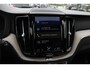 Volvo XC60 2.0 T8 Twin Engine AWD Inscription / Trekhaak / Panoramadak / 360Camera / Head-up / Bowers & Wilkens / 20'' / CarPlay / Navigatie / Stoelventilatie+Massage+Verwarming / Stuurverwarming / Dodehoek / DAB / ACC