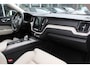 Volvo XC60 2.0 T8 Twin Engine AWD Inscription / Trekhaak / Panoramadak / 360Camera / Head-up / Bowers & Wilkens / 20'' / CarPlay / Navigatie / Stoelventilatie+Massage+Verwarming / Stuurverwarming / Dodehoek / DAB / ACC