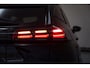 Peugeot e-2008 EV Allure 54 3-Fase NW-Model [ Navigatie Camera Half-Leder ]