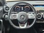 Mercedes-Benz A-klasse 180 Business Solution AMG Night Upgrade Zéér luxe | Alcantara leder | Stoelverwarming | Achteruitrijcamera | Full led | Virtual cockpit | etc.