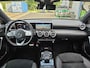 Mercedes-Benz A-klasse 180 Business Solution AMG Night Upgrade Zéér luxe | Alcantara leder | Stoelverwarming | Achteruitrijcamera | Full led | Virtual cockpit | etc.