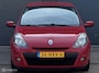 Renault Clio 1.2 TCe Authentique 5 deurs - 2E EIGENAAR - AIRCO - EL. RAMEN + SPIEGELS - CPV - STUURBEKRACHTIGING - RADIO/CD - NAP - NL AUTO - APK TM 11-01-2027 -