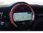 MINI Cooper 1.5 Chili Serious Business | JCW Pack | Union Jack Achterlichten & Striping | Full Map Nav. | Wired |
