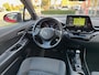 Toyota C-HR / C-HR+ 1.8 Hybrid First Edition | Trekhaak, JBL, Apple CarPlay/Android auto, Dodehoekherkenning, Parkeersensoren, Stoelverwarming, LED