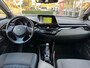 Toyota C-HR / C-HR+ 1.8 Hybrid First Edition | Trekhaak, JBL, Apple CarPlay/Android auto, Dodehoekherkenning, Parkeersensoren, Stoelverwarming, LED