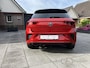 Volkswagen T-Roc 1.5 TSI DSG R-LINE EDITION , BLACK STYLE , AFN TREKHAAK , KEYLESS ENTRY , IQ-LIGHT , LED , CAMERA , ADAPTIVE CRUISE , LANE ASSIST , SIDE ASSIST , PRIVACY GLASS , STOEL VERWARMING , ACHTERKLEP MET VOETSENSOR ,