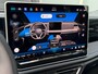 Volkswagen Tiguan 1.5 eHybrid R-Line | Black line | Leder | Head up | 360 Camera | 20 Inch | Trekhaak | Dode hoek | IQ light | Elek. klep | Rijklaar incl. garantie