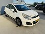 Kia Rio 1.2 SuperPack 85pk Clima | Cruise |Keyless | PDC & All season banden
