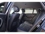 BMW 3-Serie Touring 320i Luxury Line / Leder / LED / Stoelverwarming / PDC