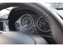 BMW 3-Serie Touring 320i Luxury Line / Leder / LED / Stoelverwarming / PDC