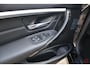 BMW 3-Serie Touring 320i Luxury Line / Leder / LED / Stoelverwarming / PDC