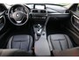 BMW 3-Serie Touring 320i Luxury Line / Leder / LED / Stoelverwarming / PDC