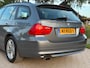 BMW 3-Serie Touring 318i Corporate Lease Luxury Line