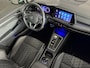 Volkswagen Golf 1.5 eTSI R Line Pano|Sfeer|Dodehoek|Camera