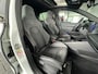 Volkswagen Golf 1.5 eTSI R Line Pano|Sfeer|Dodehoek|Camera