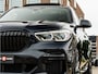 BMW X5 xDrive45e High Exe M-Sport PANO 360 CAMERA LASER HUD 21 INCH STOELVER EN KOEL BOMVOL!!