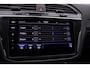 Volkswagen Tiguan R-Line Business+ 1.4 TSI eHybrid 245pk DSG Automaat Trekhaak, Elektrische achterklep, Adaptive cruise control, Achteruitrijcamera, LED matrix koplampen