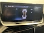 Peugeot e-2008 EV Allure Avantage 54 kWh | Android/Apple Carplay | LM Velgen 17" | PDC Voor en Achter | Cruise Control | Bluetooth | DAB | Airco |
