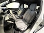 Peugeot e-2008 EV Allure Avantage 54 kWh | SoH 97% | Achteruitrijcamera | Android/Apple Carplay | LM Velgen 17" | PDC Voor en Achter | Cruise Control | Bluetooth | DAB | Airco |