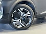 Peugeot e-2008 EV Allure Avantage 54 kWh | SoH 97.8% | Android/Apple Carplay | LM Velgen 17" | PDC Voor en Achter | Cruise Control | Bluetooth | DAB | Airco |