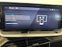 Peugeot e-2008 EV Allure Avantage 54 kWh | SoH 97.4% | Android/Apple Carplay | LM Velgen 17" | PDC Voor en Achter | Cruise Control | Bluetooth | DAB | Airco |