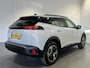 Peugeot e-2008 EV Allure Avantage 54 kWh | Android/Apple Carplay | LM Velgen 17" | PDC Voor en Achter | Cruise Control | Bluetooth | DAB | Airco |