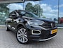 Volkswagen T-Roc 1.5 TSI Style Business - Automaat - Pano/Schuifdak - Navi - Parkeerhulp