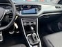 Volkswagen T-Roc 1.5 TSI Style Business - Automaat - Pano/Schuifdak - Navi - Parkeerhulp