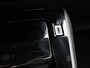 Peugeot 2008 SUV Allure 100pk | Navigatie | Climate Control | Cruise Control | Parkeersensoren v+a | Keyless | Armsteun | Digitaal instrumentenpaneel | Draadloze Apple Carplay / Android Auto + telefoonlader | DAB+ radio | Led koplampen | Donker getint glas | 17" lichtmetalen velgen |