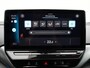 Volkswagen ID.5 Pro 77 kWh | SOH 93% | LED | Achteruitrij Camera | Navigatie | Stuur- & Stoelverwarming |